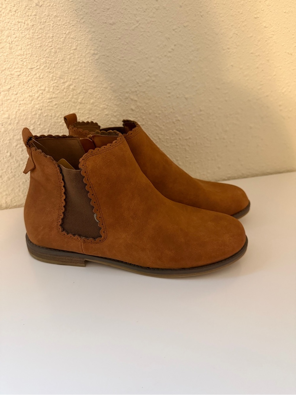 jcpenney Girls Brown Scalloped Chelsea Boots